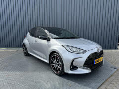 Toyota-Yaris-10