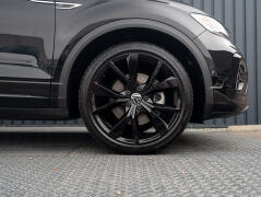 Volkswagen-T-Roc-25