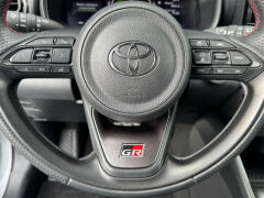 Toyota-Yaris-30